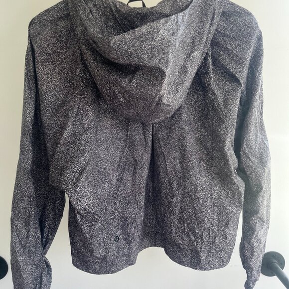 Lululemon Quarter Zip Windbreaker - Picture 4 of 4